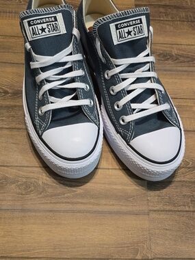 Converse All-Star Medium Blue Platform Low Top Sneakers Size 8